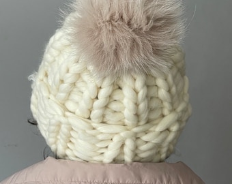 Women's wool knit hat, Fur Pom Pom Hat, Pom Pom Beanie, Chunky Knit Beanie