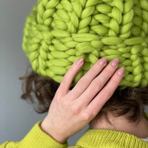 Chunky Hand Knit Hat, Winter Wool Beanie image 4