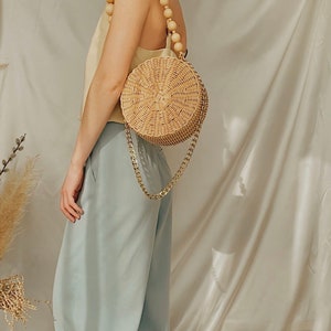 Wicker Round Straw Bag, Woven Circle Crossbody Summer Handbag with Wooden Beads image 7