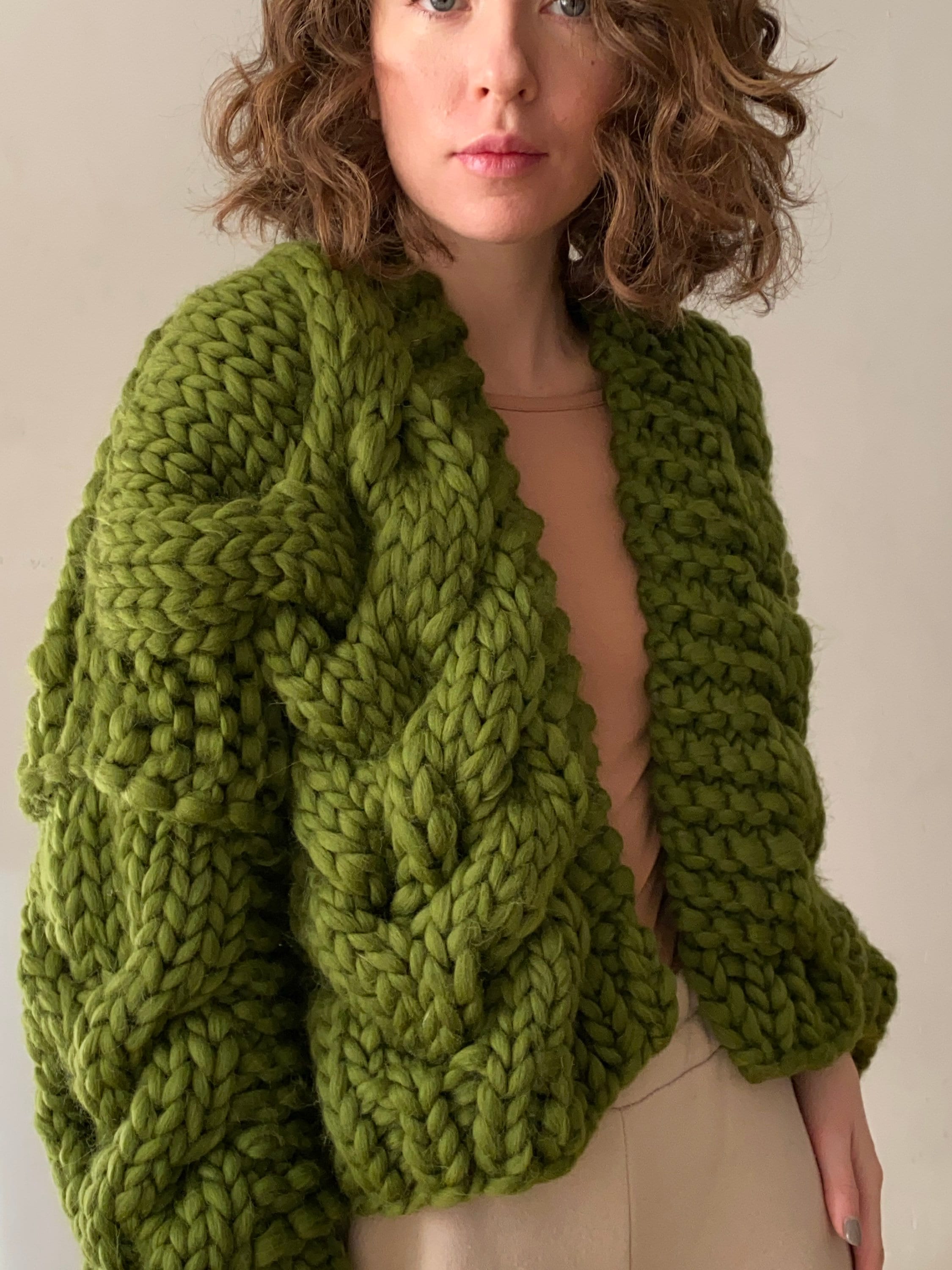 即配送　Layered Cable Knit Cardigan BJ606_BR6564?hei=850&crop=0,0,