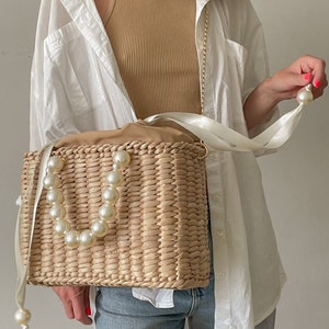 Summer Tote Bag Pearl Handle Shoulder Strap image 3