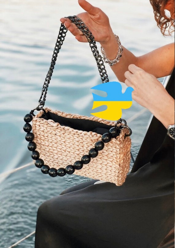 Square Chain Straw Bag