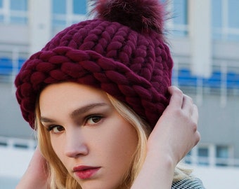 Women's wool knit hat, Helsinki Hat, Chunky Hat, Super Bulky Hat, Merino wool. Best Price. Fur pom pon