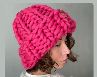 Gorro tejido a mano de lana gruesa para mujer