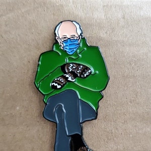 ENAMEL PIN Chairman Bernie LARGE  sitting with mittens meme