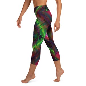 Root Yoga Capri Leggings image 3