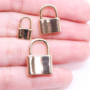 Gold or Silver Padlock Charm, Small, Medium or Large, 1 pc, 10 pcs, 50 pcs, WHOLESALE,CPG260-CPS260