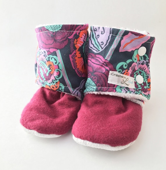 Colorful Creations 1//2 inch padded White Slipper