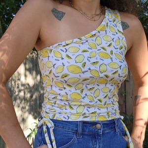 1 shoulder Lemon Drop top