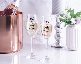 Personalised champagne flutes, Bridesmaid gift, Bridesmaid glass, Bride gift, Bridal party glasses, Mother of the bride, Maid of honour