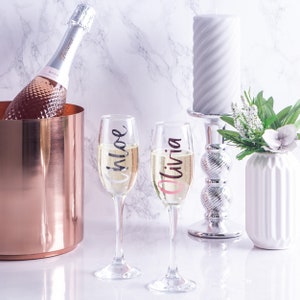 Personalised champagne flutes, Bridesmaid gift, Bridesmaid glass, Bride gift, Bridal party glasses, Mother of the bride, Maid of honour