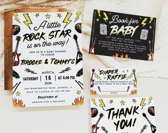 Könnte beinhalten: Eine Babyparty-Einladung im Rock'n'Roll-Stil. Die Einladung zeigt eine Gitarre, eine Schallplatte und Blitze. Der Text auf der Einladung lautet "A little rock star is on the way!" und enthält Datum, Uhrzeit und Ort der Party. Es gibt auch ein Schild für eine Windel-Tombola und eine Dankeskarte.