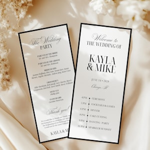 Può includere: Due eleganti programmi di nozze con bordi neri. Il programma di sinistra elenca i membri del matrimonio, mentre il programma di destra dà il benvenuto agli invitati al matrimonio di Kayla & Mike il 14 giugno 2028 a Chicago, IL, con l'orario.