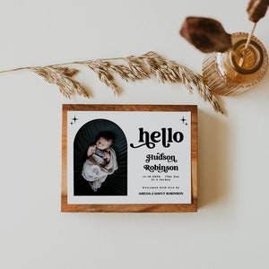 Cartolina di annuncio di nascita, cartolina di annuncio di nascita con foto ad arco retrò, annuncio di nascita alla moda, modello modificabile, istantaneo, moderno, 72 immagine 3
