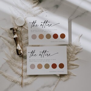 以下が含まれることがあります： 「the attire」というテキストと、茶色、ベージュ、赤の色合いの5つの円からなるカラーパレットが書かれた2枚のカード。カラーパレットの下には「BOHEMIAN COCKTAIL」というテキストが印刷されている。