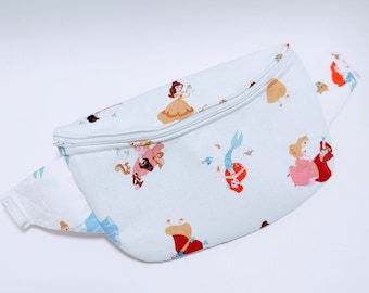 Disney Fanny Pack / Bum Bag / Waist Bag / Beauty and the Beast / Cute / Gift / Princess / Vacation / Kids / Vakantie / Pretpark / Reizen