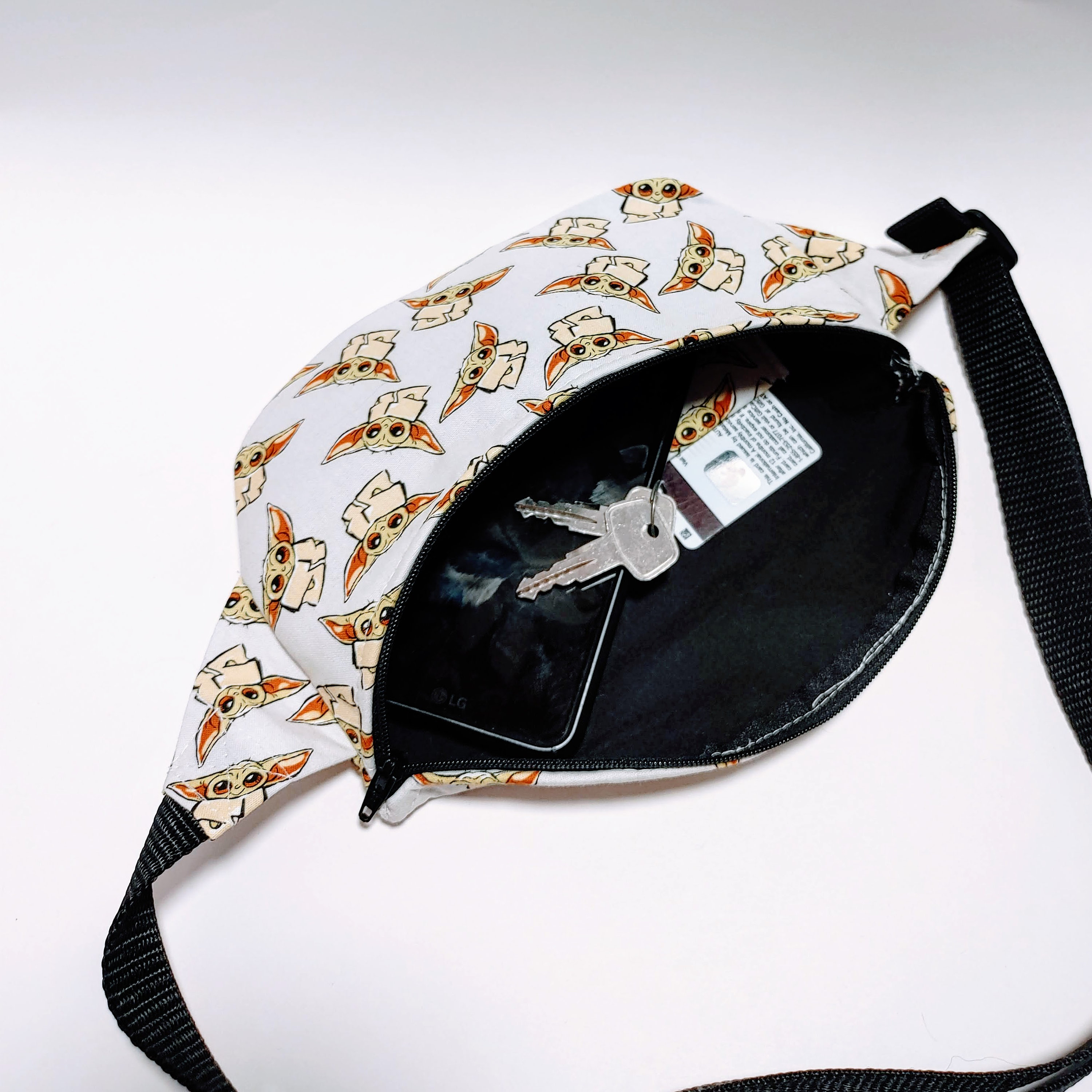 Disney Parks R2-D2 Hip Pack Fanny Belt Bag – Star Wars Buckle-Down Launches Line of Out of This World Star Wars  main image 4