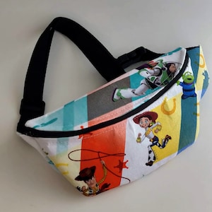 Toy Story Fanny Pack / Bum Bag / Waist Bag / Disney / Cute / Gift / Birthday / Vacation / Kids / Vacation / Theme park / Travel