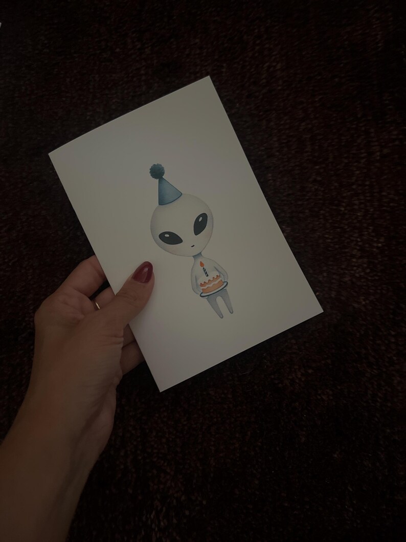 Alien Birthday Card - Cute Minimalist Alien With Cake - Fun Birthday ...