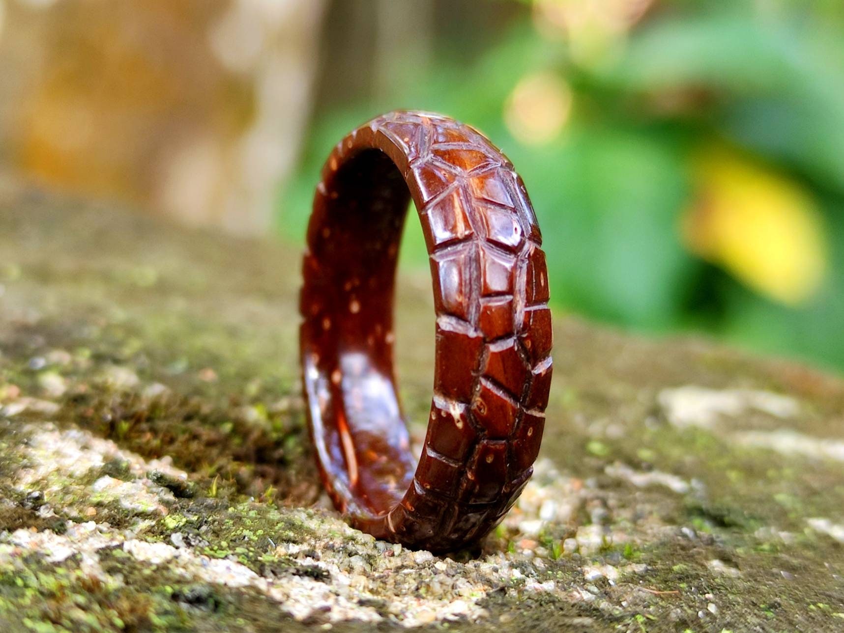 Bague a motif rugueux en coquille de noix de coco faite a la main Etsy France