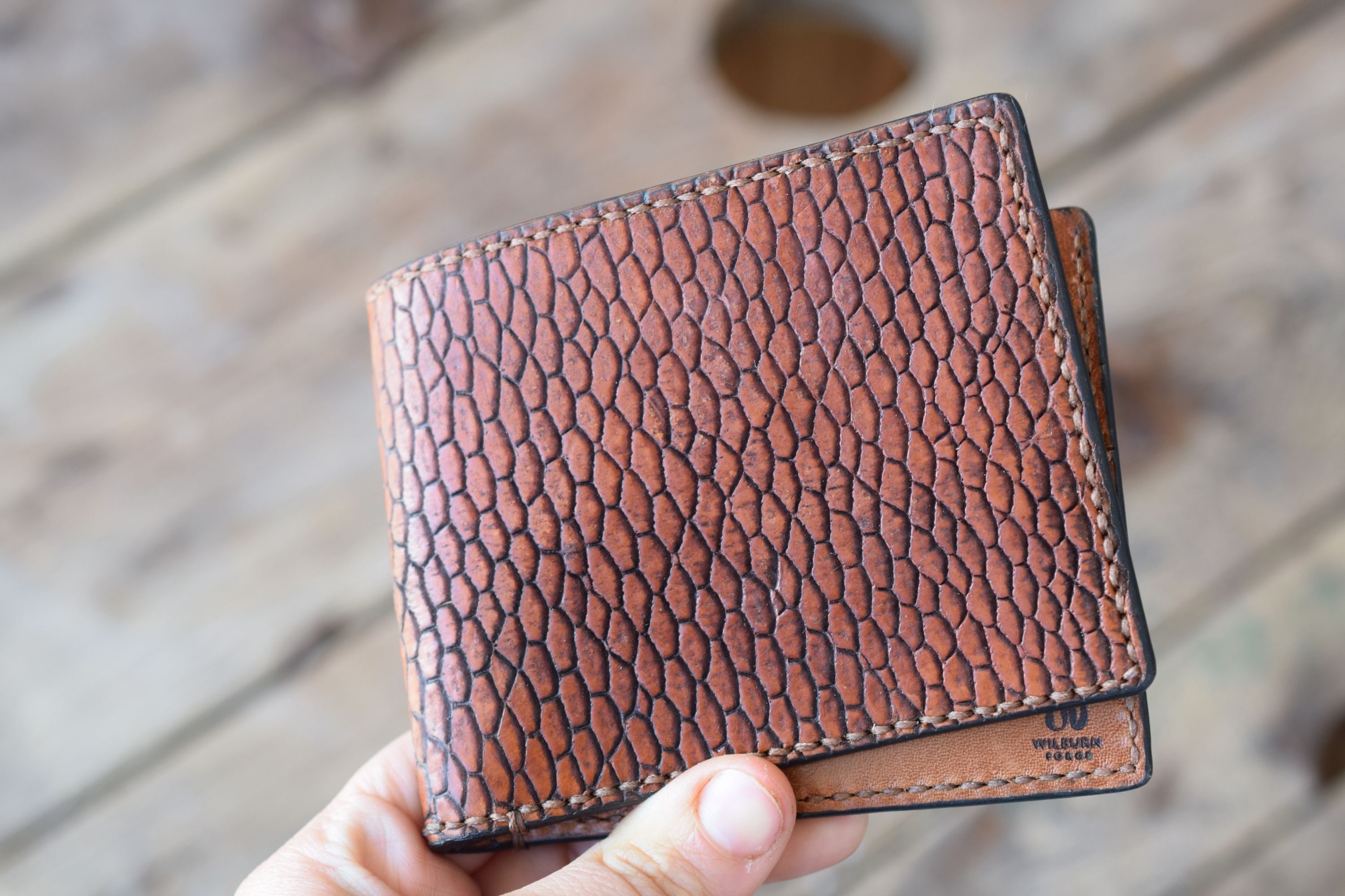 Beaver Tail Wallet with ID, Leather Trifold wallet – Danny Collins