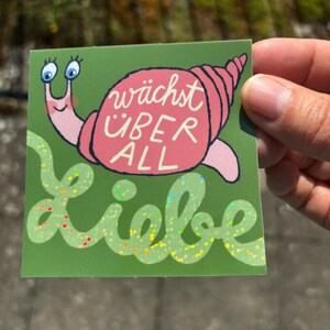 Liebe wächst überall, Schnecke, süß, cute, whimsical, Liebe, Freundschaft, Zusammen, Gemeinsam, Aufkleber, Sticker, waschmaschinenfest