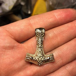 15.4 grams, Men, Women, Solid, white , gold, 14k, Free shipping FedEx, Norse, HAMMER, MJÖLNIR, wolf, Double Sided, Ethnic,