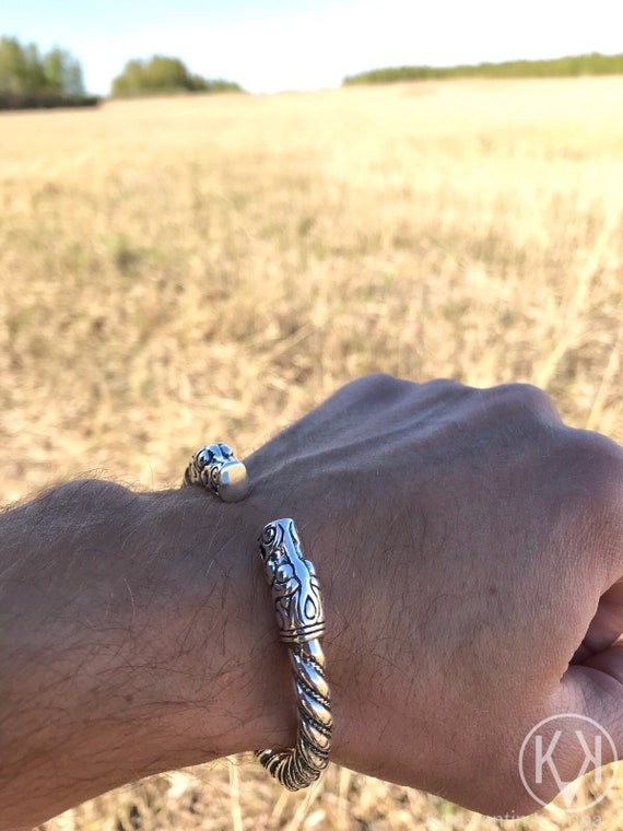 Gotland, Free shipping, Bracelet, Solid Silver Sterling 925 heavy 2.15 oz - 61gr Viking Bracelet, Totem Dragon, Ethnic,