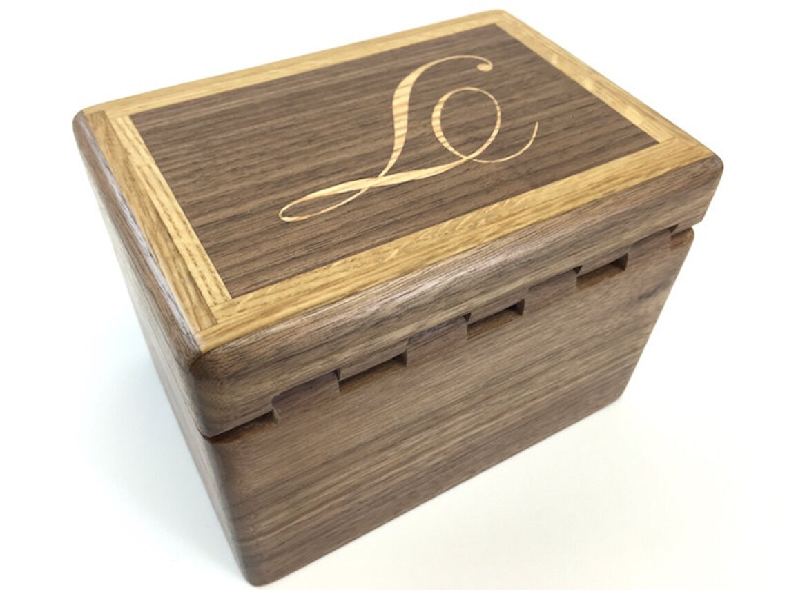 Wooden Recipe Box for 4x6 Cards With family Name or recipes on Front Etsy