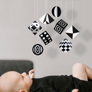 Montessori mobile for newborn. Contrast mobile for newbaby gift. Black white baby mobile for visual development.
