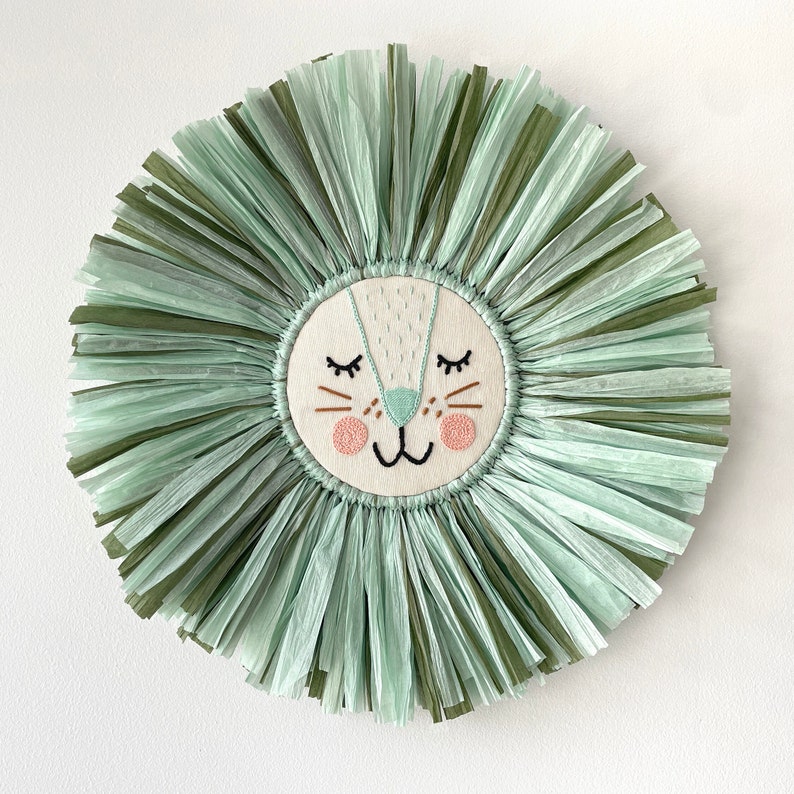 Lion Face Raffia Wall Hanging, Safari Jungle Theme Nursery, Lion Head Boho Nursery Decor
