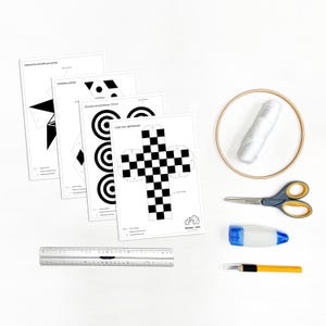Montessori baby mobile. DIY PDF template. Black and white visual stimulation mobile. Printable Munari mobile. Montessori craft pattern