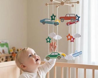 Móvil coches. Móvil bebé coches vintage. Decoración habitación infantil tema coches. Regalo nacimiento amantes de los coches clásicos
