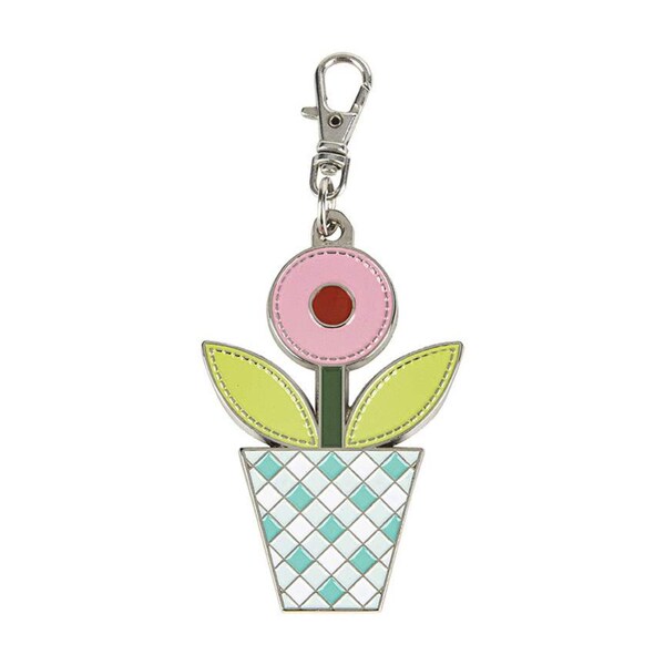 Lori Holt Émail Happy Charm™ Gingham Garden - La taille approximative est de 1 1/2" x 2".