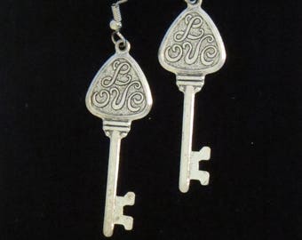 Key Earrings, Love, Key to my Heart, Brass or OMS, Valentine, Vintage Inspired Keys, Romance, Gift EG564 / ES492