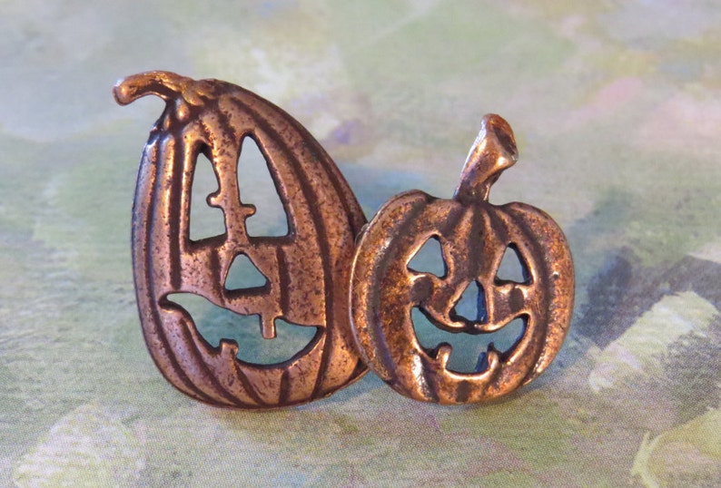 Jack-O-Lanterns Brooch Tack Pin Copper Halloweens Jack-o-lantern Spooky All Hallows Eve PC006 image 1