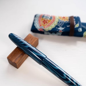Handcrafted Tulip Wood Fountain Pen Stand