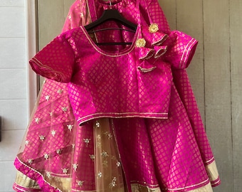 Indisches klassisches Tanz Kostüm/ Bollywood Kathak Lehenga/ Indische Tanzkleidung/ Full Flare Lehenga,Oberteil, Dupatta Set/ Maßanfertigung