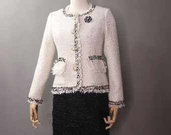 Pearl Buttons Fringe Cream Tweed 