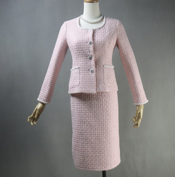 Women Custom Made Light Pink Pearls Decoration Tweed Jacket 