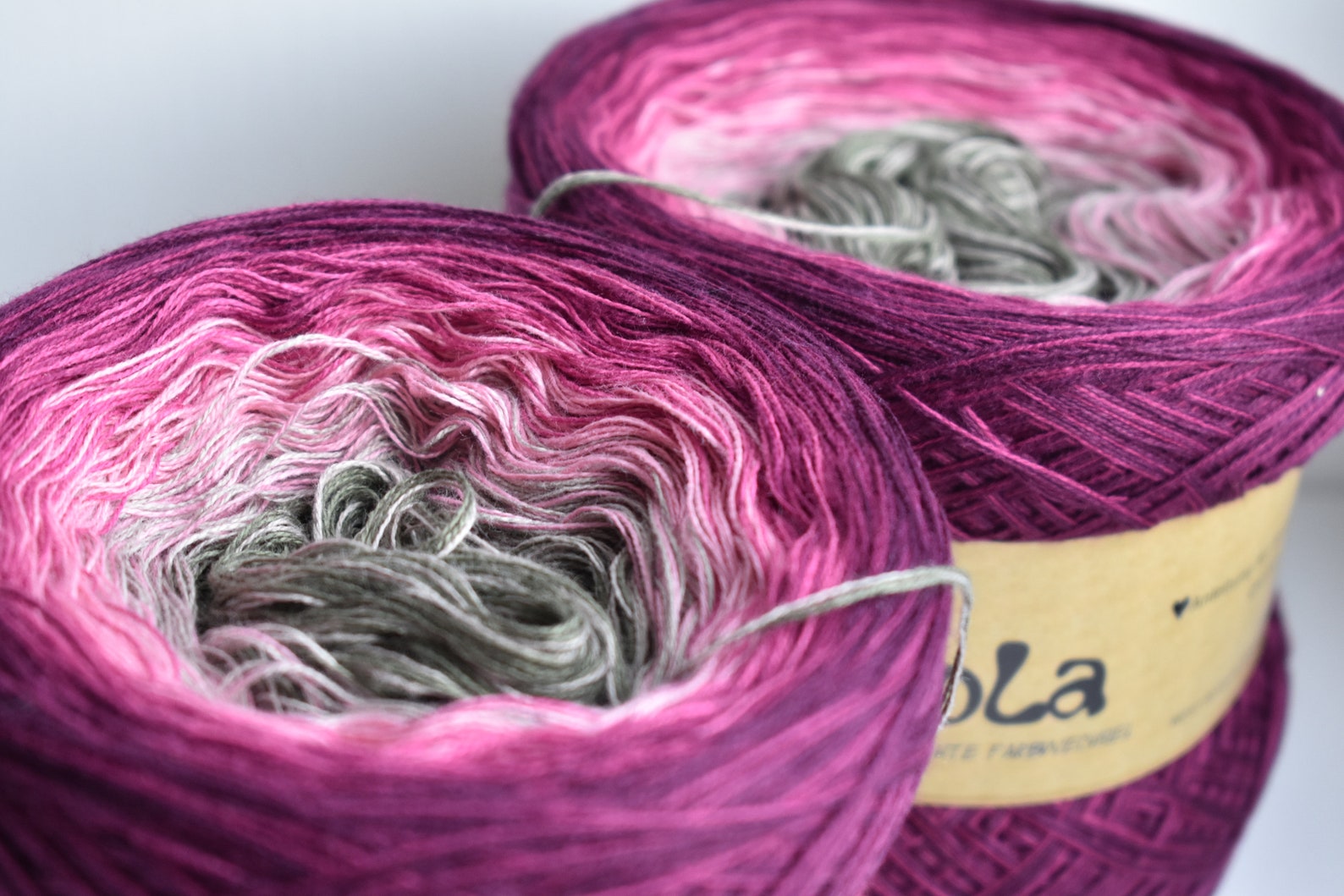 Lola gradient yarn 3ply Flamingoflower Etsy