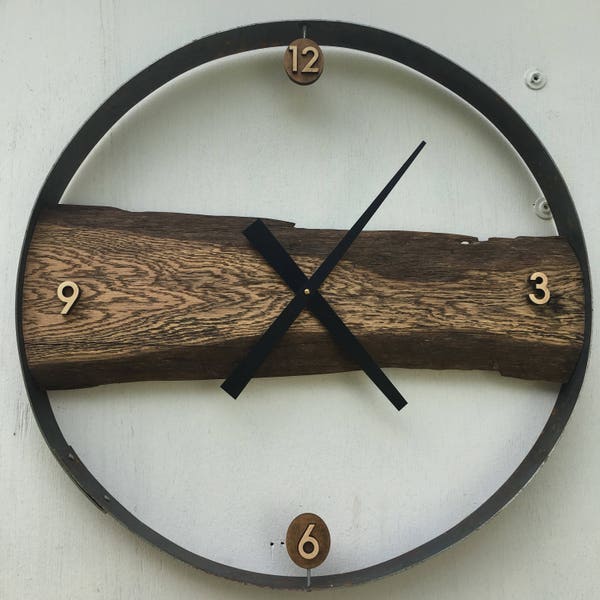 Wall Clock | Oak | Barn Board | Live Edge