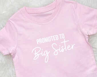 Gepromoveerd tot Big Sister T-shirt. Zwangerschapsaankondiging.