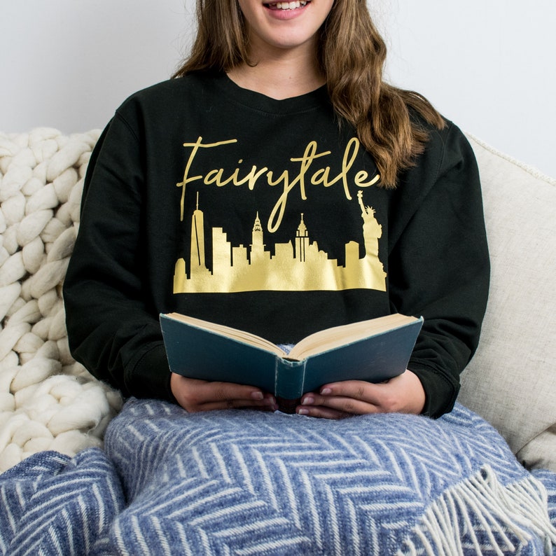 Fairytale of New York jumper NYC skyline fairytale xmas jumper Xmas sweatshirt Fairytale of New York jumper image 2