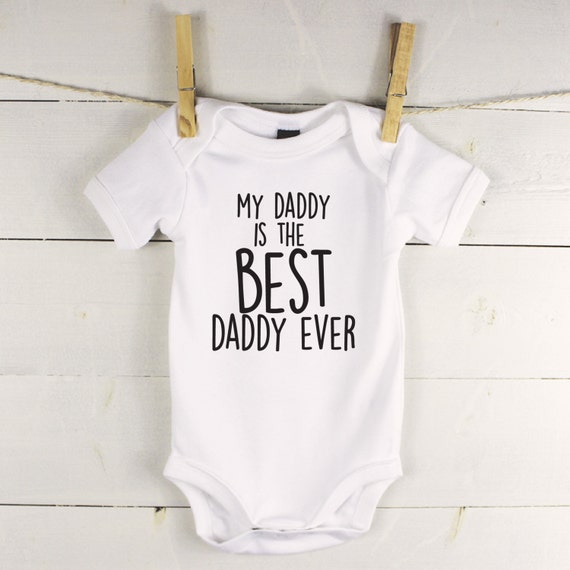 Best Daddy Personalised babygrow Gift 