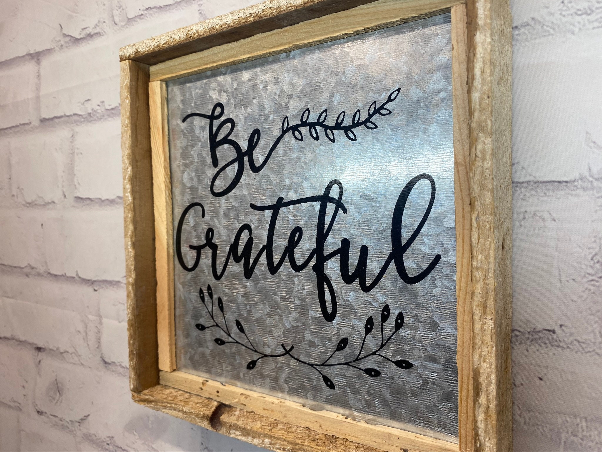 Rustic Metal be Grateful Wood Frame Wall Decor Etsy Israel