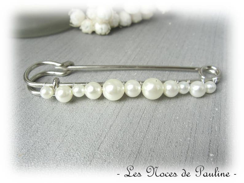 Ivory wedding pearl train attachment GM, brooch for wedding dress, train lifter, train hook, Extra long pearl brooch Large image 4