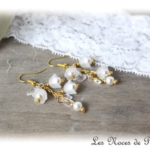 Boucles d'oreilles de mariée en perles et fleurs Clochettes image 2