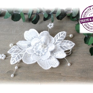 Pearly white train clip/brooch with Camellia flowers