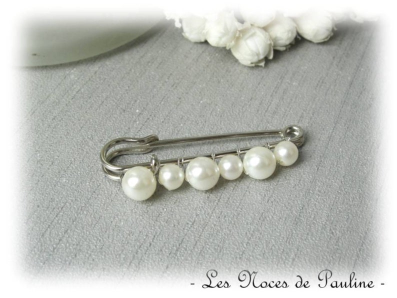 Ivory pearl train attachment, MM wedding, wedding brooch Wedding dress brooch, train lift, pearl brooch, fast shipping image 4